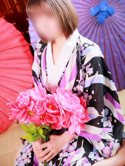 やえ プロフィール画像